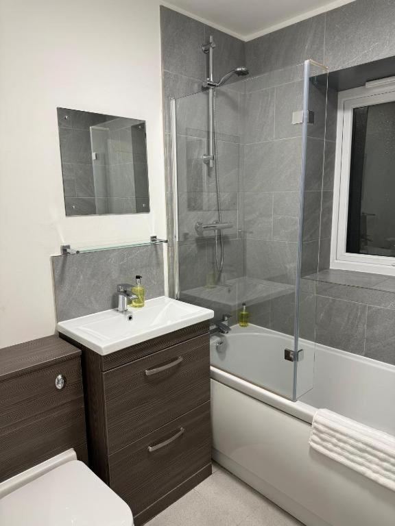 City Point Apartments Manchester Bagian luar foto