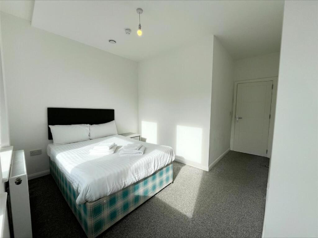 City Point Apartments Manchester Bagian luar foto